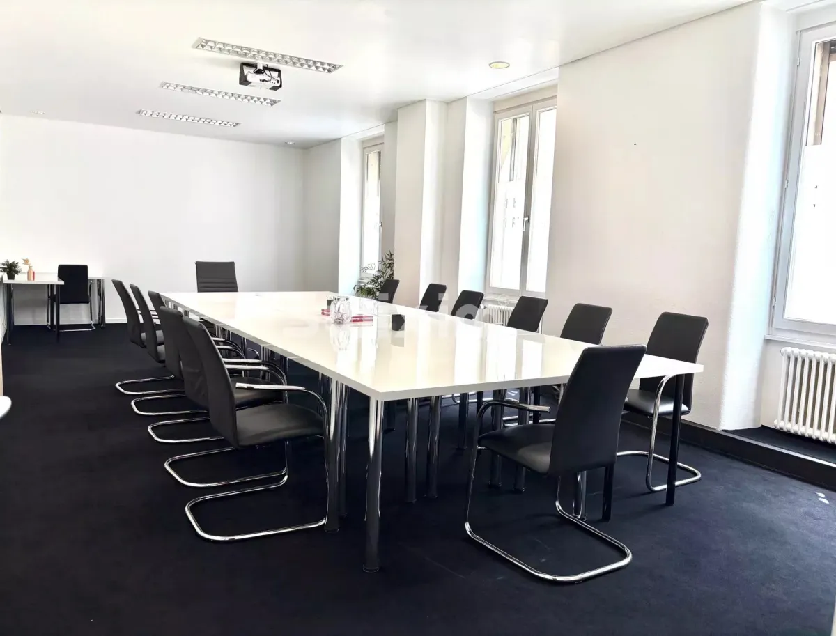 Genève à louer Bureau Suisse - cChic-immoHub votre portail immobilier