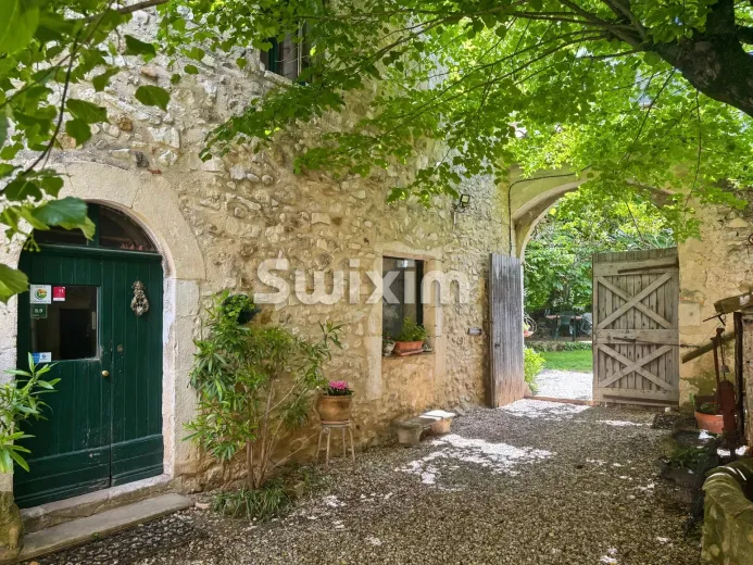 House for sale in Sauzet - House - Gites 470 m2 - Sauzet - Smart Propylaia (60)