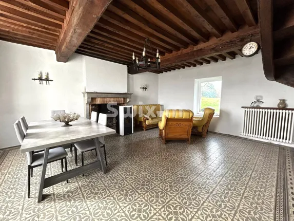 Casa in vendita a Quarré-les-Tombes