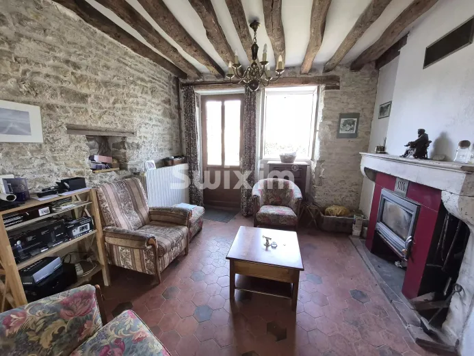 Casa in vendita a Montillot - Casa di campagna situata in 13 ettari di terreno - Smart Propylaia (36)