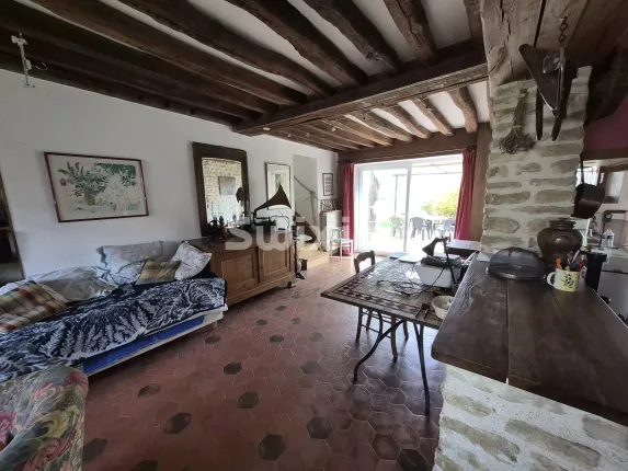 Casa in vendita a Montillot (39)