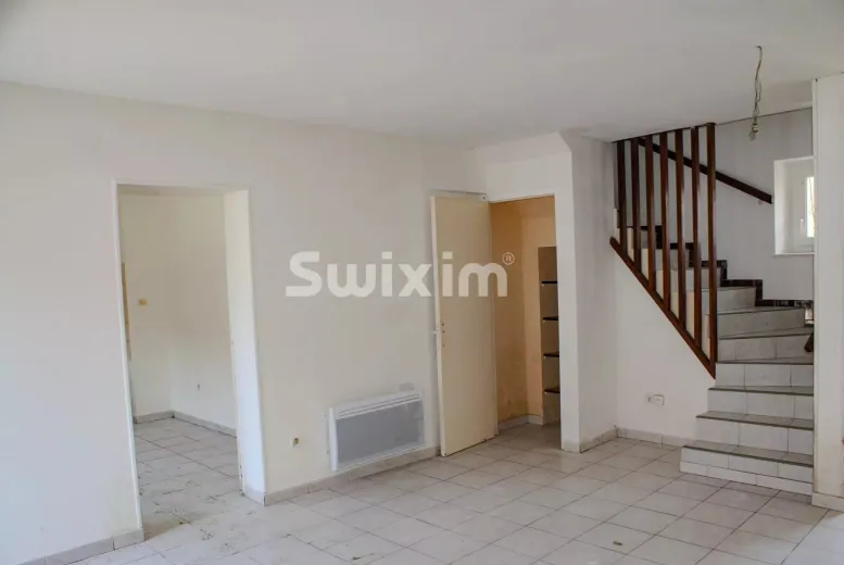 Haus zu verkaufen in Dole - Smart Propylaia (29)