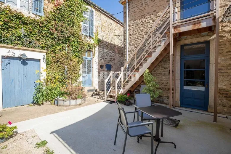 Casa plurifamiliare in vendita a Beaune - Casa unifamiliare in vendita a Beaune, 16 locali, 625 m2 - Smart Propylaia (66)