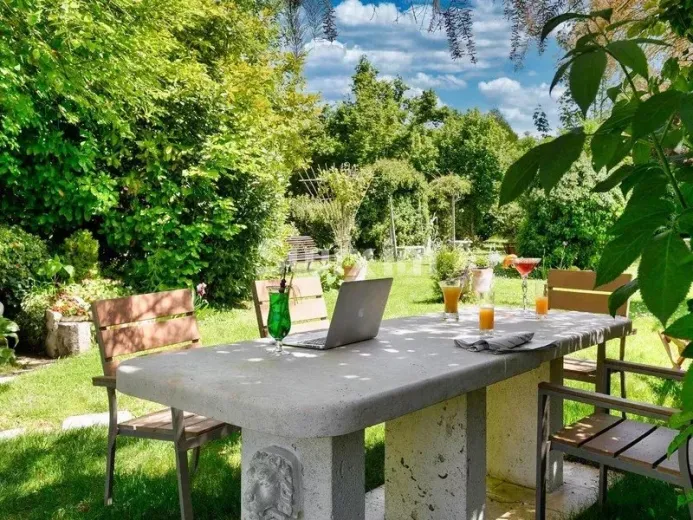 Commerce/industrie à vendre à Cheverny - Smart Propylaia (65)