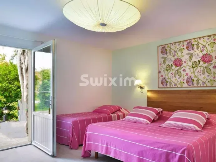 Commerce/industrie à vendre à Cheverny - Auberge  Hôtel-Restaurant *** au coeur des Châteaux de la Loire - Smart Propylaia (78)