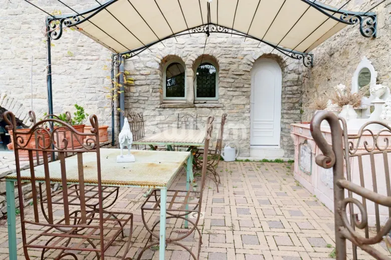 Maison à vendre à Sommières - Smart Propylaia (53)