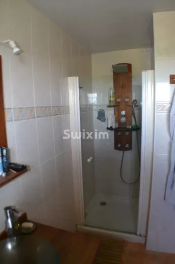 Haus zu verkaufen in Saint-Laurent-d'Aigouze - Einfamilienhaus zu verkaufen in Saint-Laurent-d'Aigouze, 10 Zimmer, 239.98 m2 - Smart Propylaia (60)