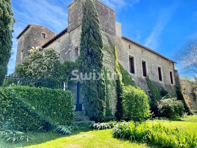 Maison à vendre à Saint-Jean-de-Védas - Saint Jean de Vedas :Propriété idéale Maison d'hôtes - Smart Propylaia (33)