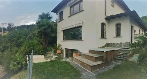 Canobbio in affito Villa Svizzera - 
cChic-immoHub Il vostro portale immobiliare