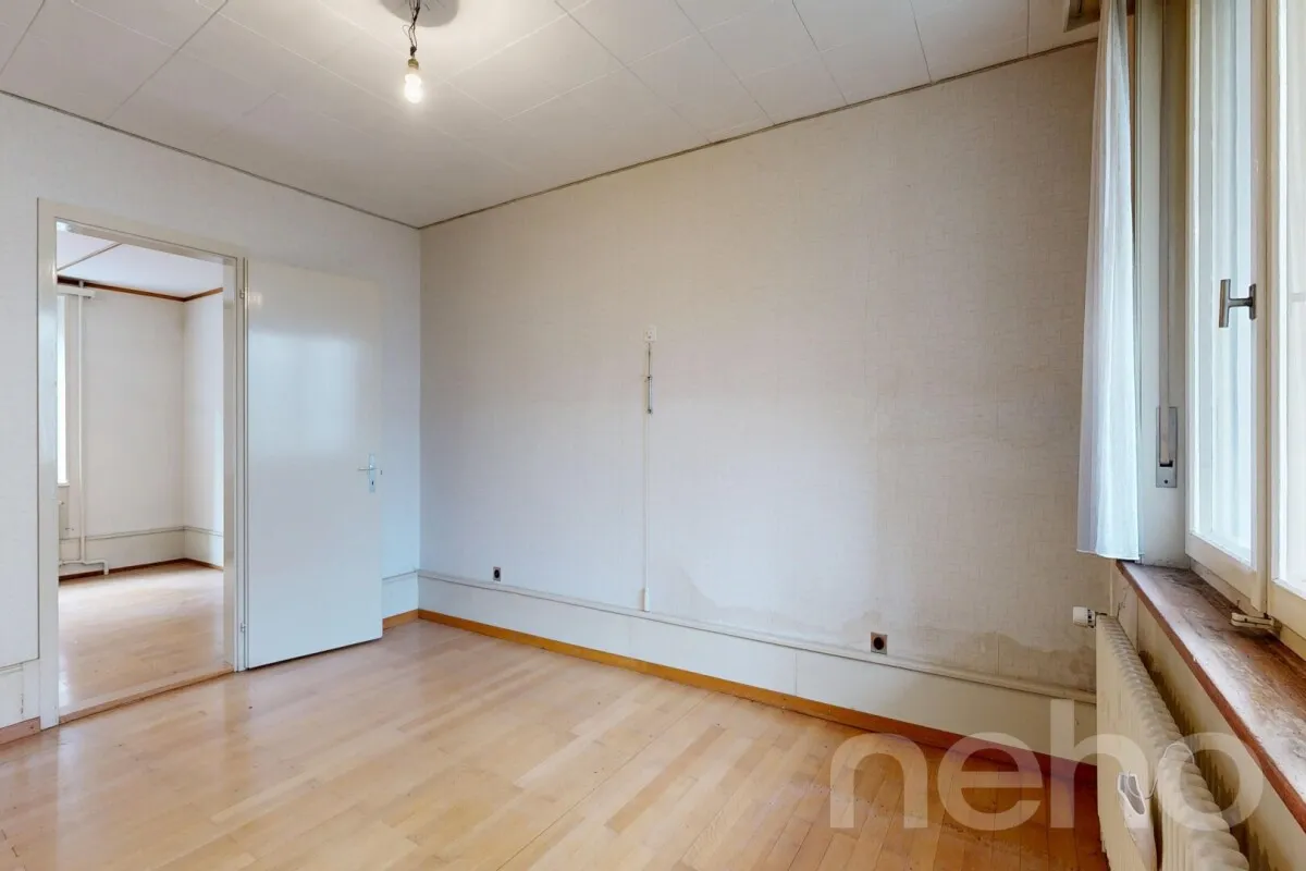 Bruderholz zu verkaufen Angebautes Haus Schweiz - cChic-immoHub Ihr Immobilienportal