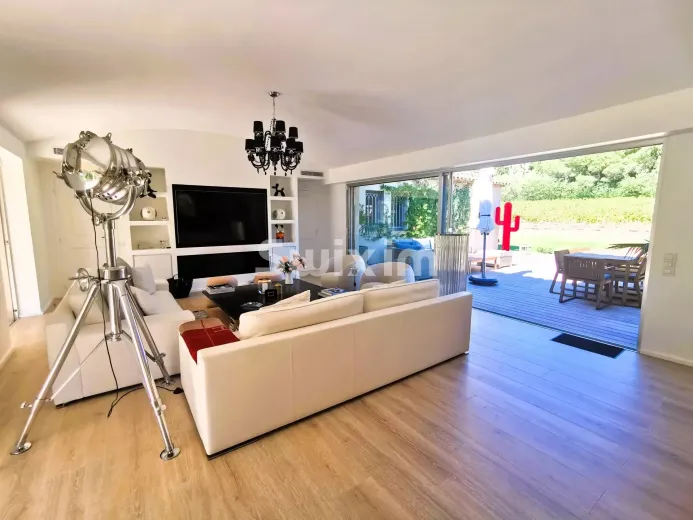 House for sale in Cannes - Smart Propylaia (31)