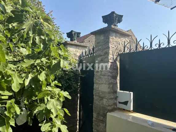 Maison à vendre à Précy-le-Sec (22)