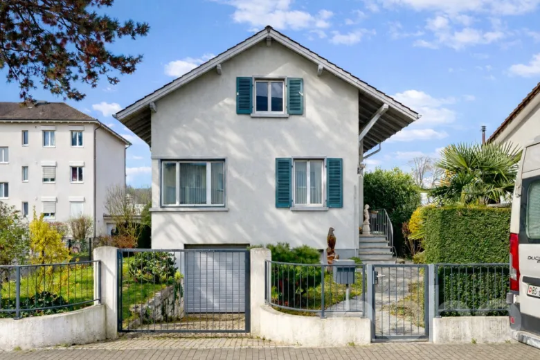 Zu verkaufen Pratteln Einfamilienhaus Schweiz - cChic-immoHub Ihr Immobilienportal