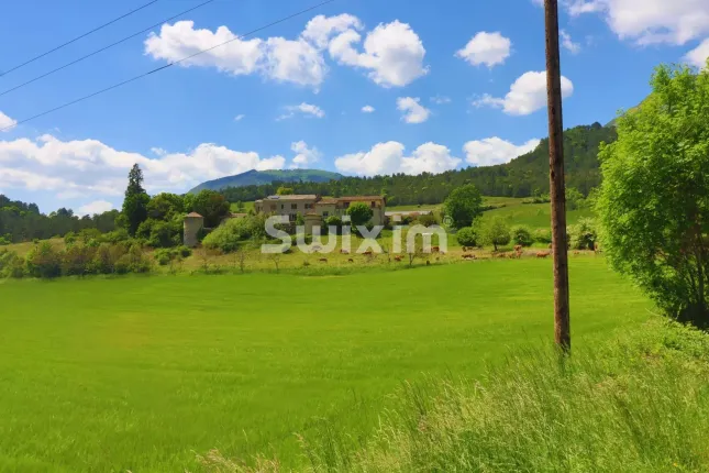 House for sale in Saint-Julien-en-Quint