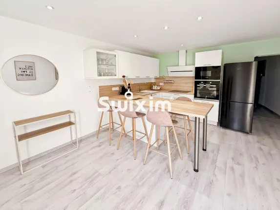 House for sale in Donzère