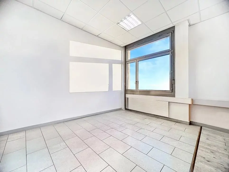 Satigny in affito Ufficio Svizzera - 
cChic-immoHub Il vostro portale immobiliare