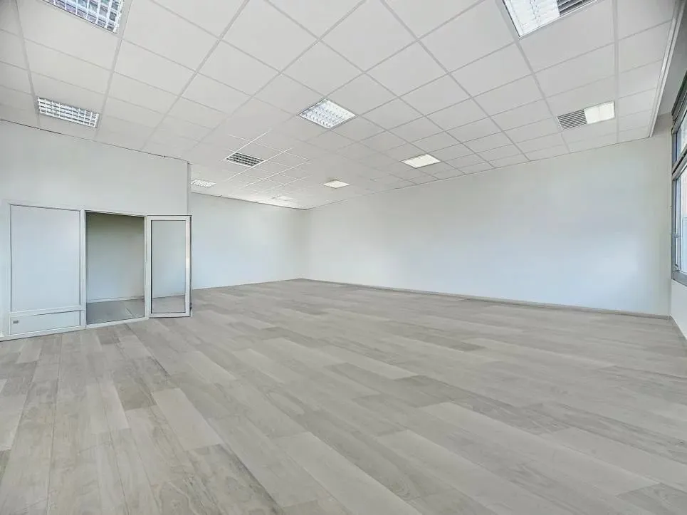 Satigny in affito Ufficio Svizzera - 
cChic-immoHub Il vostro portale immobiliare
