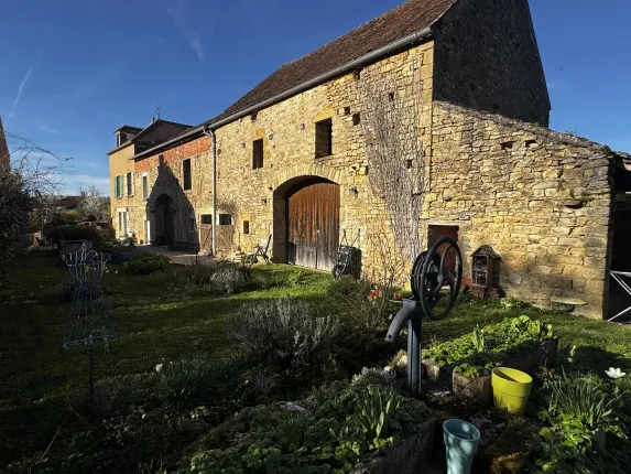 Maison à vendre à Avallon