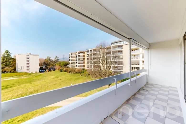Zu verkaufen Gland Wohnung Schweiz - cChic-immoHub Ihr Immobilienportal