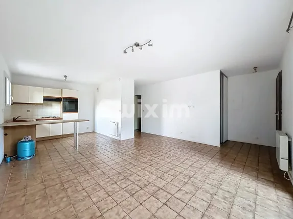 Appartement à vendre à Chevry (4)