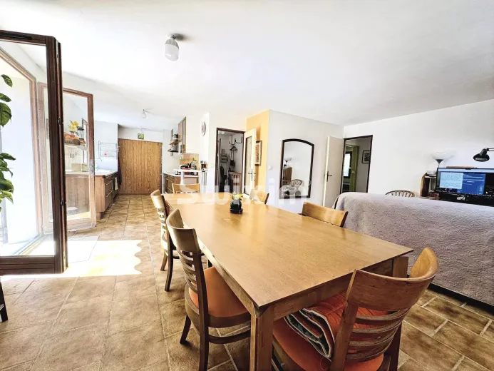 Casa in vendita a Bendejun - Villino affascinante con 4 camere a Bendejun - Smart Propylaia (6)