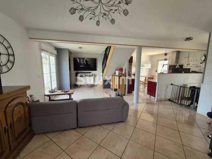 House for sale in Saint-Vit - Smart Propylaia (4)