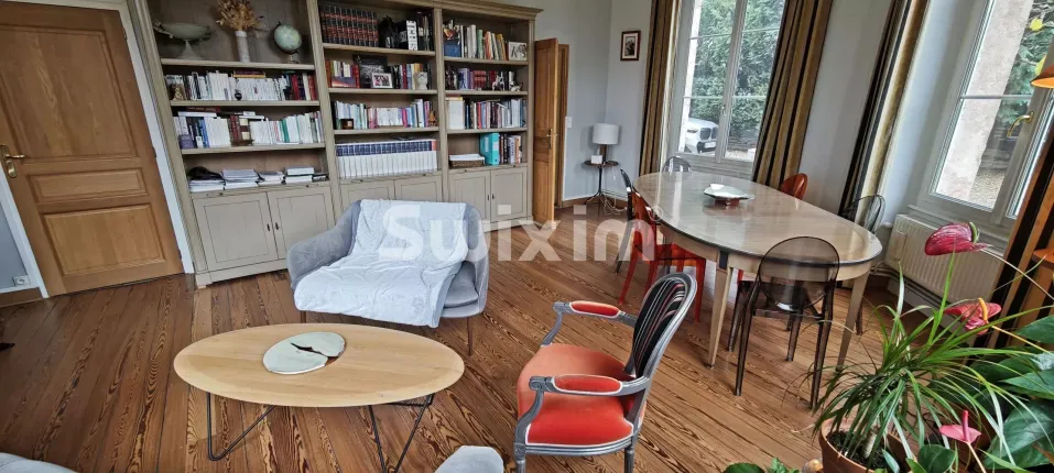 Haus zu verkaufen in Dole (20)