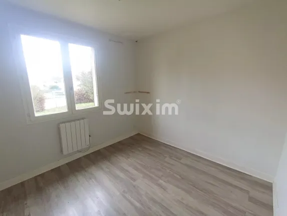 Maison à vendre à L'Isle-sur-Serein (2)