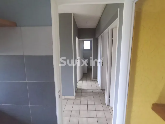 Maison à vendre à L'Isle-sur-Serein - Pavillon avec étage et 5 chambres à rafraîchir - Smart Propylaia (6)