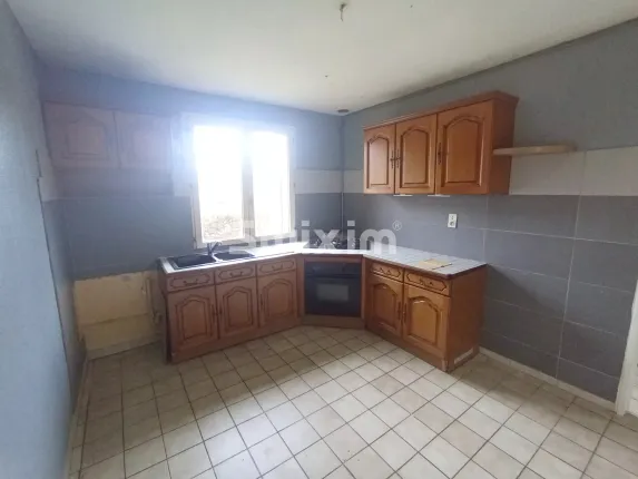 Maison à vendre à L'Isle-sur-Serein (7)