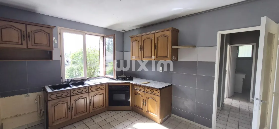 Maison à vendre à L'Isle-sur-Serein - Pavillon avec étage et 5 chambres à rafraîchir - Smart Propylaia (21)