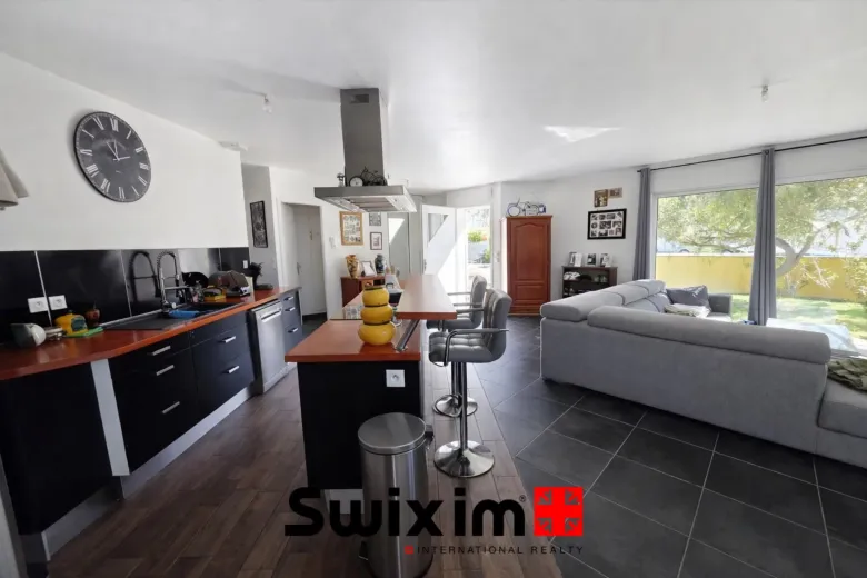 House for sale in Saint-Laurent-Médoc - Contemporary house of 106 m² in the municipality of Saint Laurent Médoc - Smart Propylaia (6)