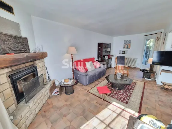 Appartamento in vendita a Asnières-sous-Bois (30)