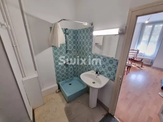 Appartamento in vendita a Asnières-sous-Bois (39)