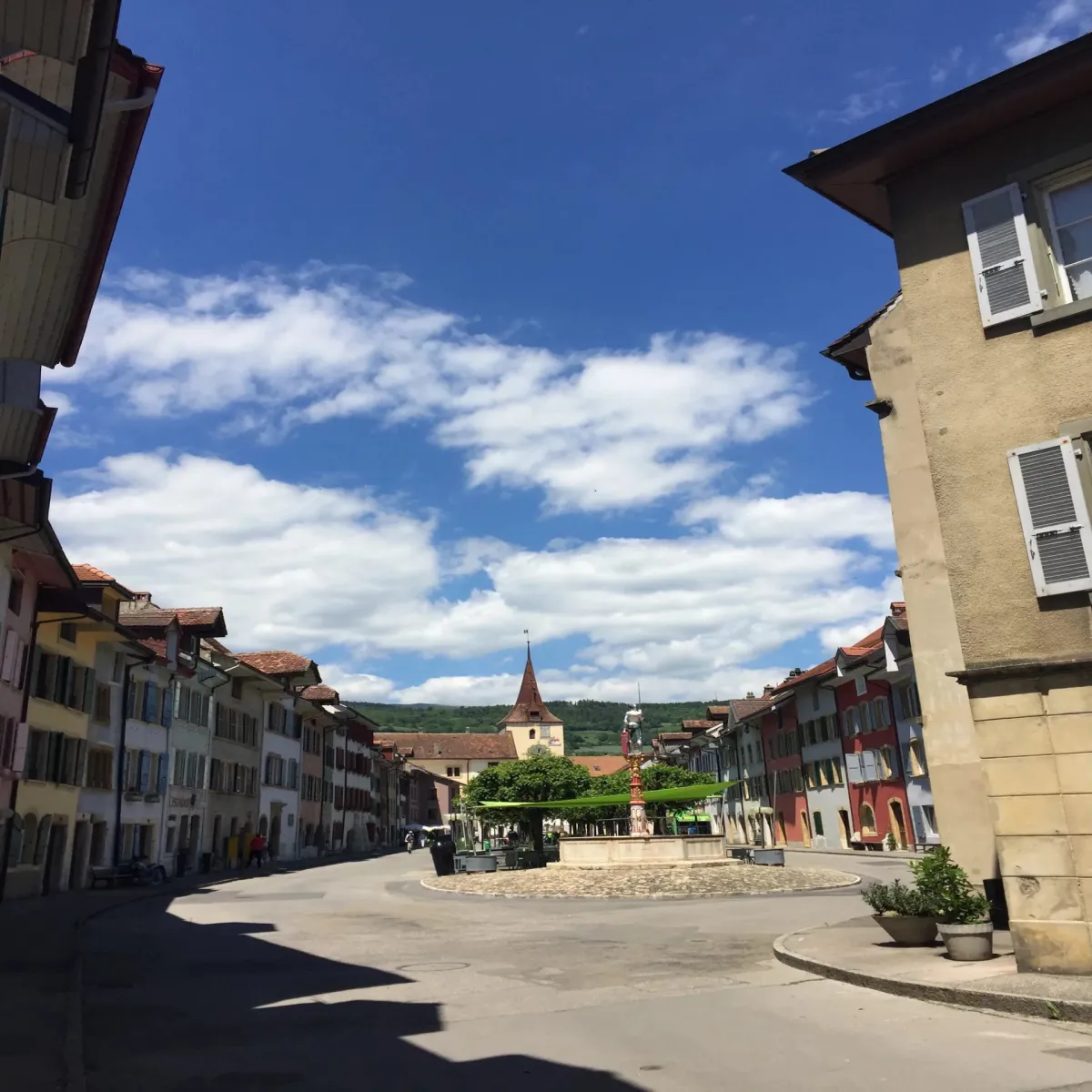 Le Landeron zu verkaufen Dorfhaus Schweiz - cChic-immoHub Ihr Immobilienportal