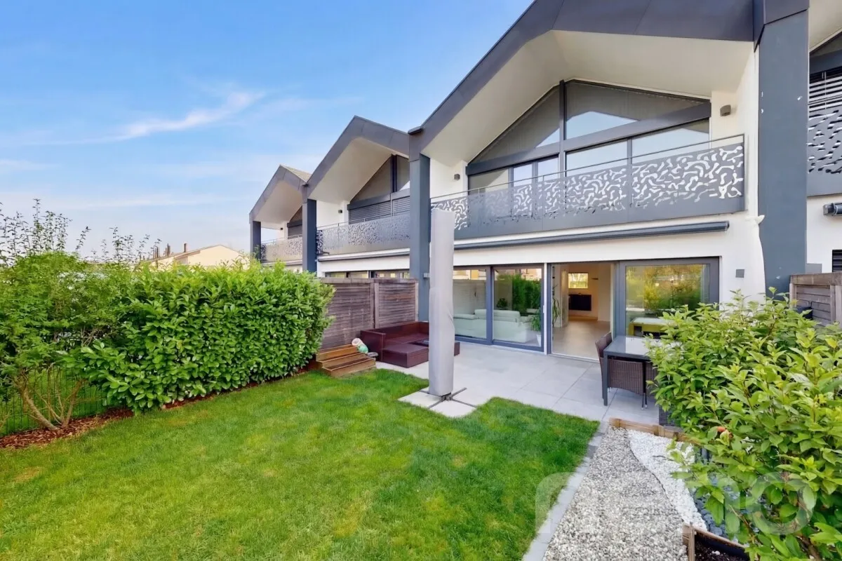 Broc zu verkaufen Angebautes Haus Schweiz - cChic-immoHub Ihr Immobilienportal
