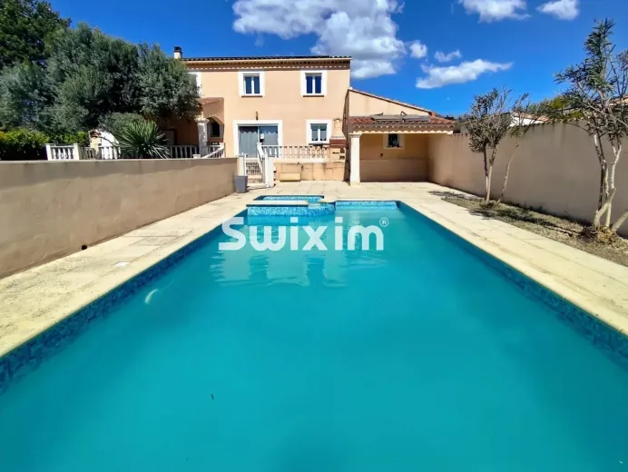 House for sale in Saint-Martin-d'Ardèche - Smart Propylaia