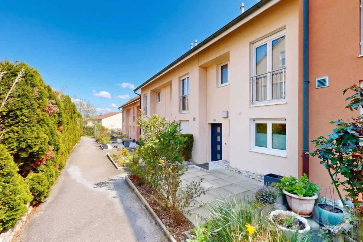 Marin-Epagnier zu verkaufen Angebautes Haus Schweiz - cChic-immoHub Ihr Immobilienportal