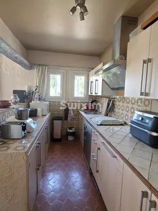 House for sale in Grignan (13)