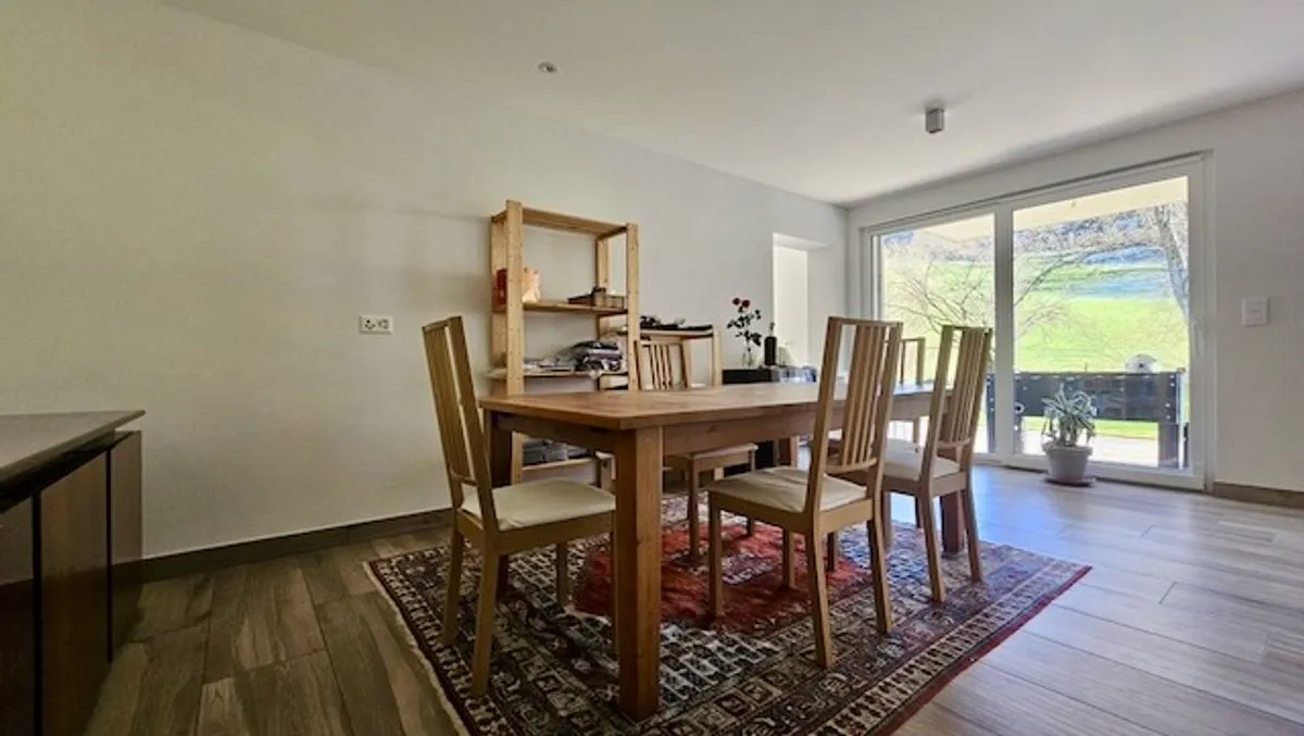 Fleurier zu verkaufen Angebautes Haus Schweiz - cChic-immoHub Ihr Immobilienportal