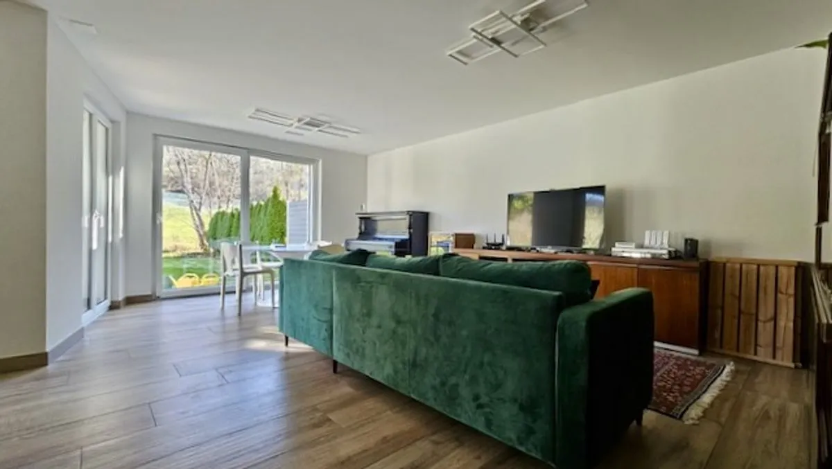 Fleurier zu verkaufen Angebautes Haus Schweiz - cChic-immoHub Ihr Immobilienportal
