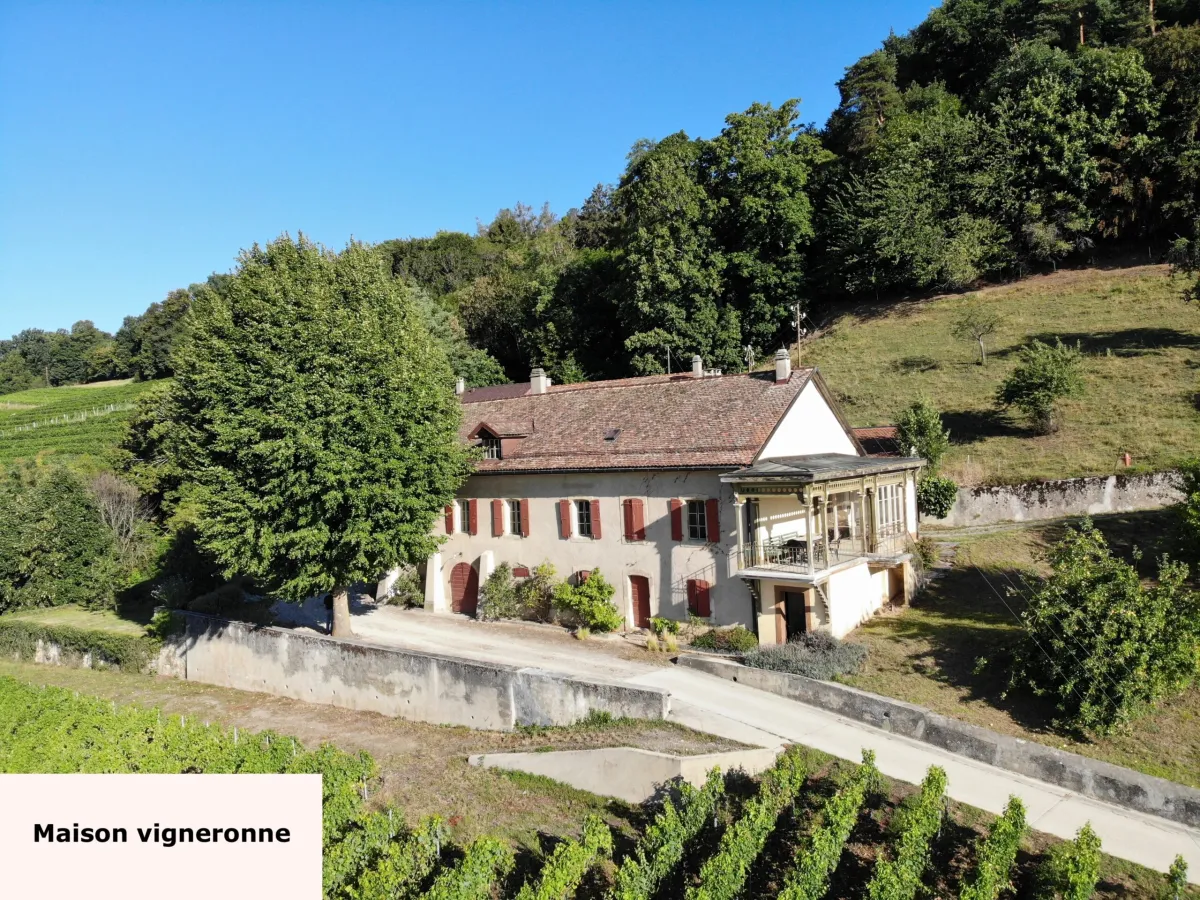 Luins à vendre Ferme Suisse - cChic-immoHub votre portail immobilier
