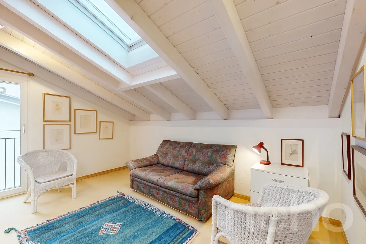 Gockhausen zu verkaufen Angebautes Haus Schweiz - cChic-immoHub Ihr Immobilienportal