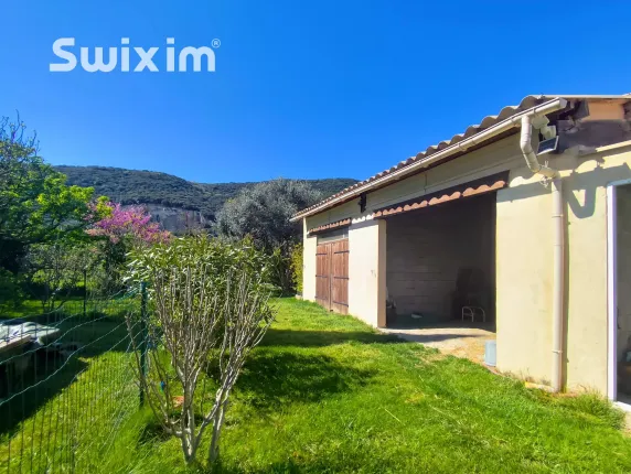 House for sale in Saint-Montan (9)