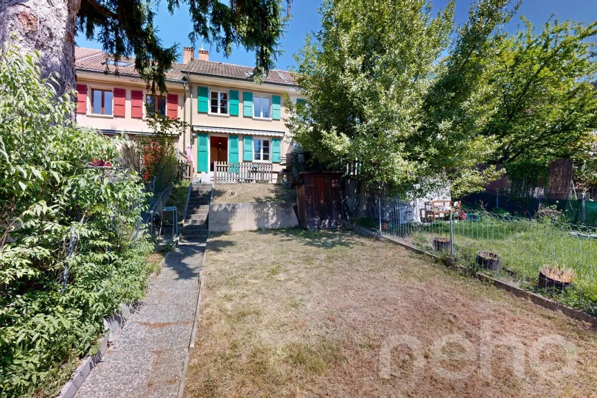 Lausanne zu verkaufen Angebautes Haus Schweiz - cChic-immoHub Ihr Immobilienportal