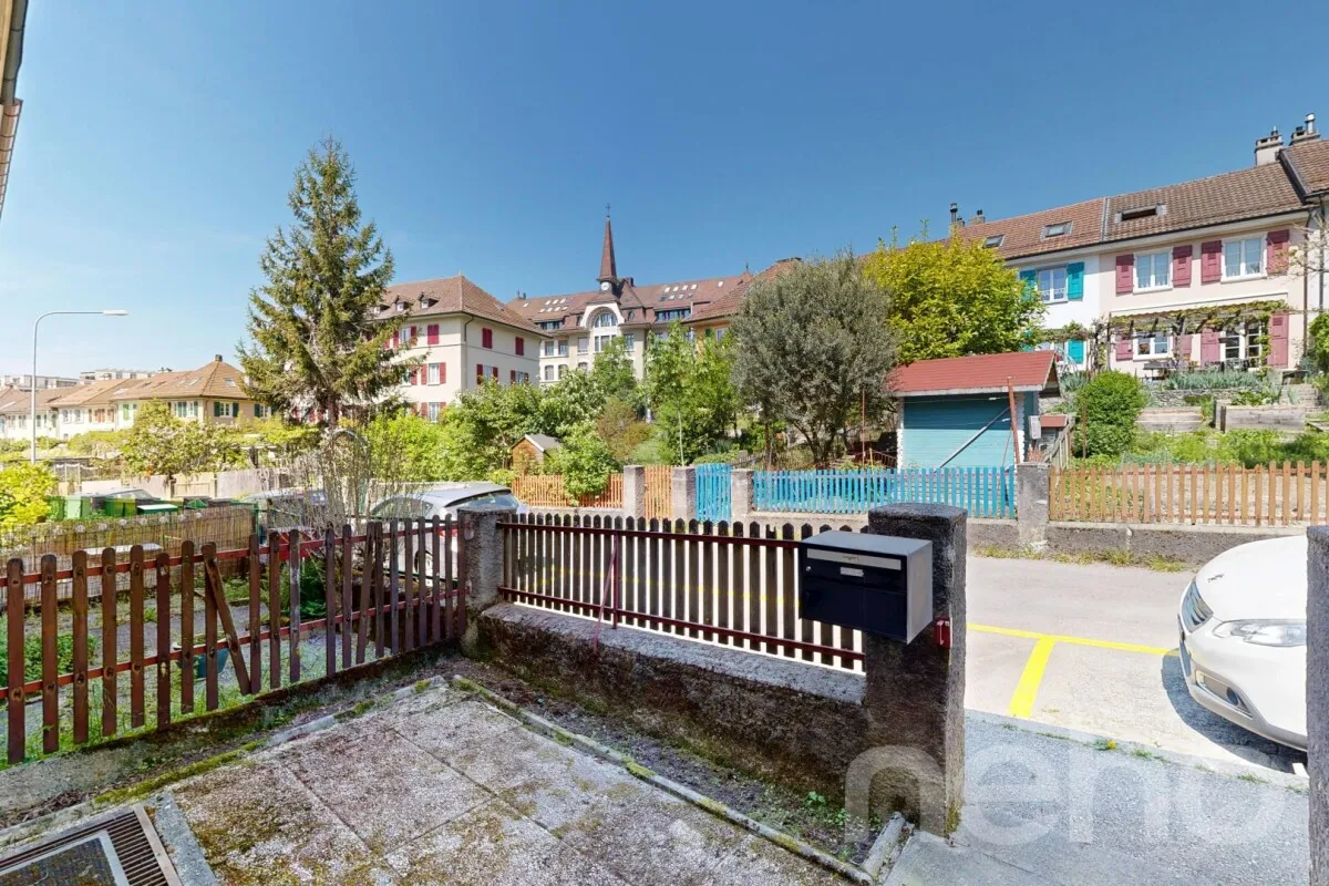 Lausanne zu verkaufen Angebautes Haus Schweiz - cChic-immoHub Ihr Immobilienportal