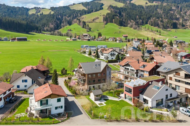 Zu verkaufen Attikawohnung Bennau Schweiz - Schweiz - cChic-immoHub Ihr Immobilienportal