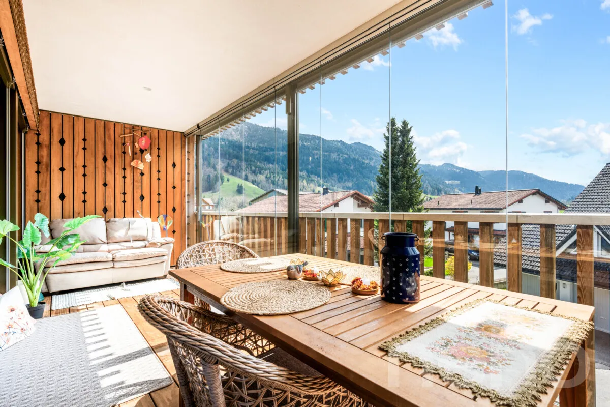 Bennau zu verkaufen Attikawohnung Schweiz - cChic-immoHub Ihr Immobilienportal