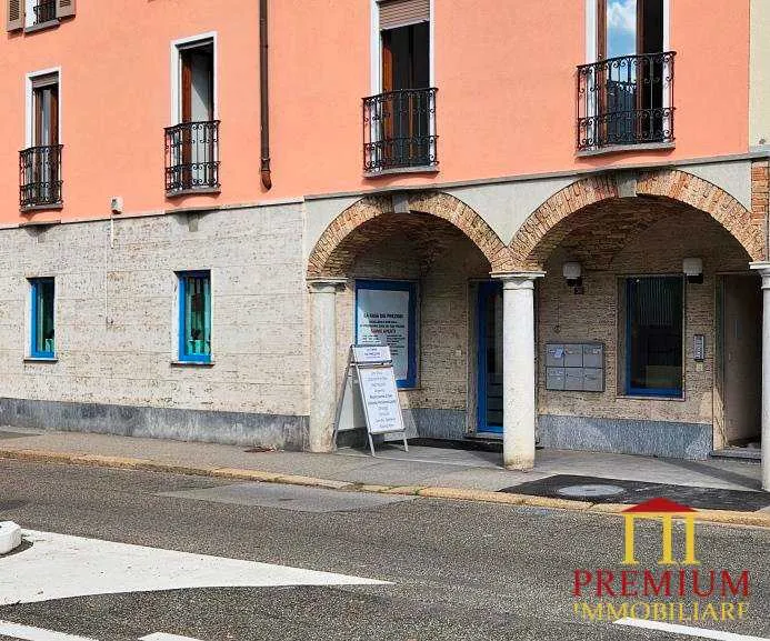 Capolago in affito Edificio per uffici o negozi Svizzera - 
cChic-immoHub Il vostro portale immobiliare