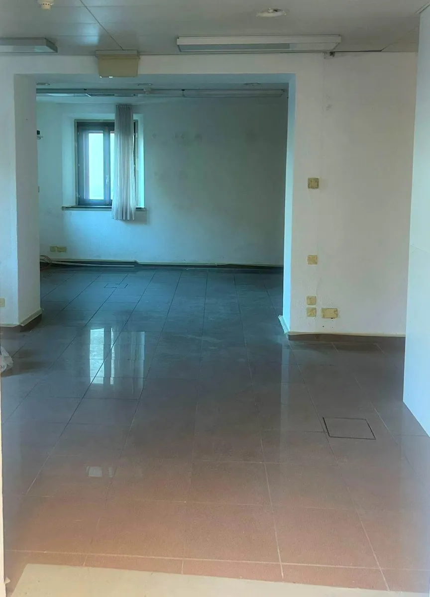 Capolago in affito Edificio per uffici o negozi Svizzera - 
cChic-immoHub Il vostro portale immobiliare